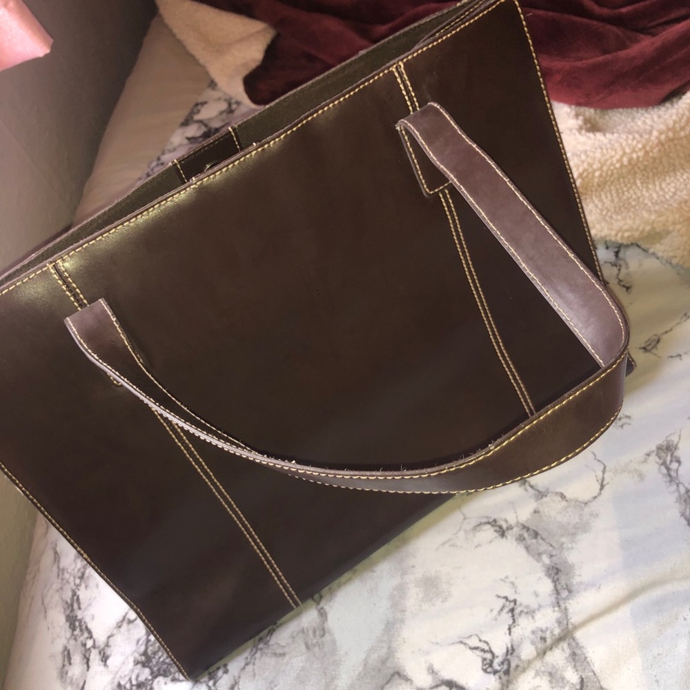 Wilson’s leather handbag